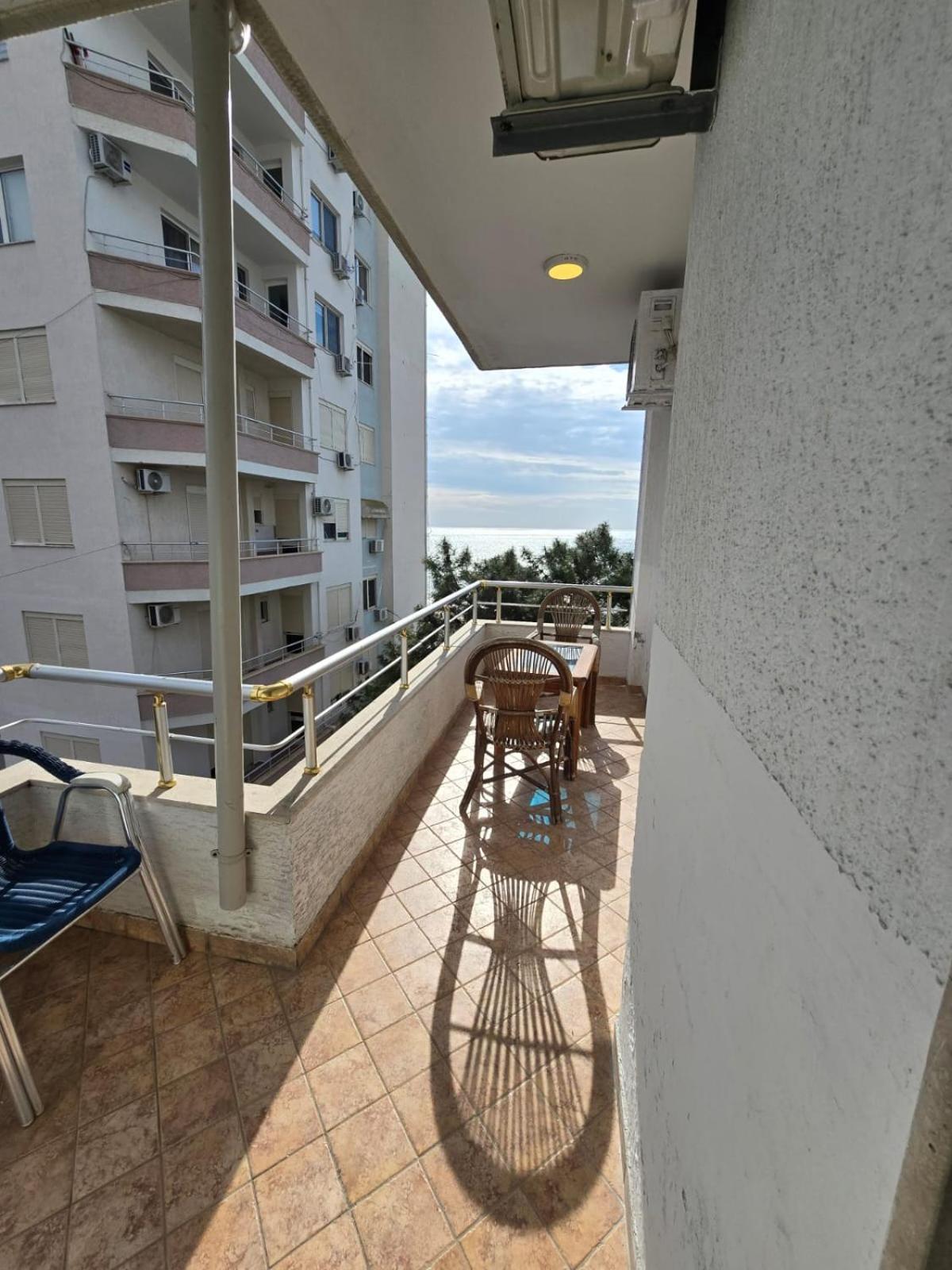 Blue Amr Hotel Shkallnur Luaran gambar