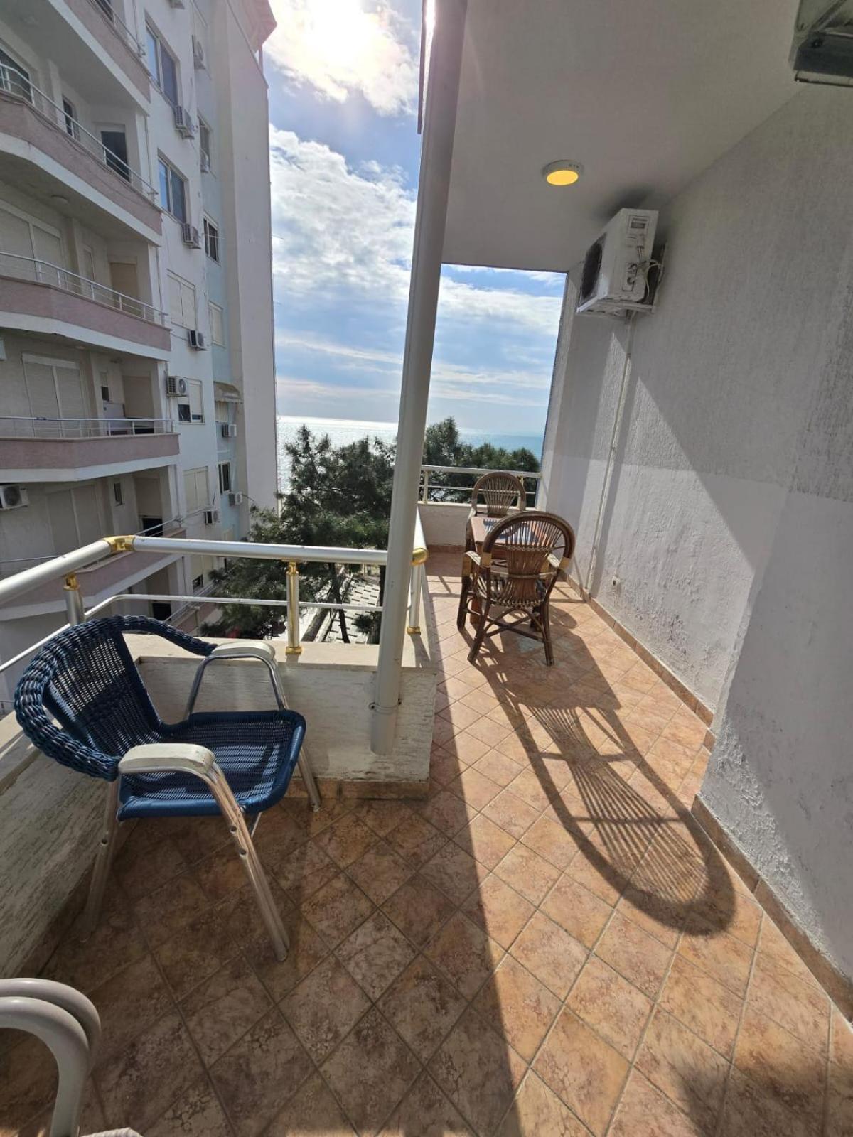 Blue Amr Hotel Shkallnur Luaran gambar