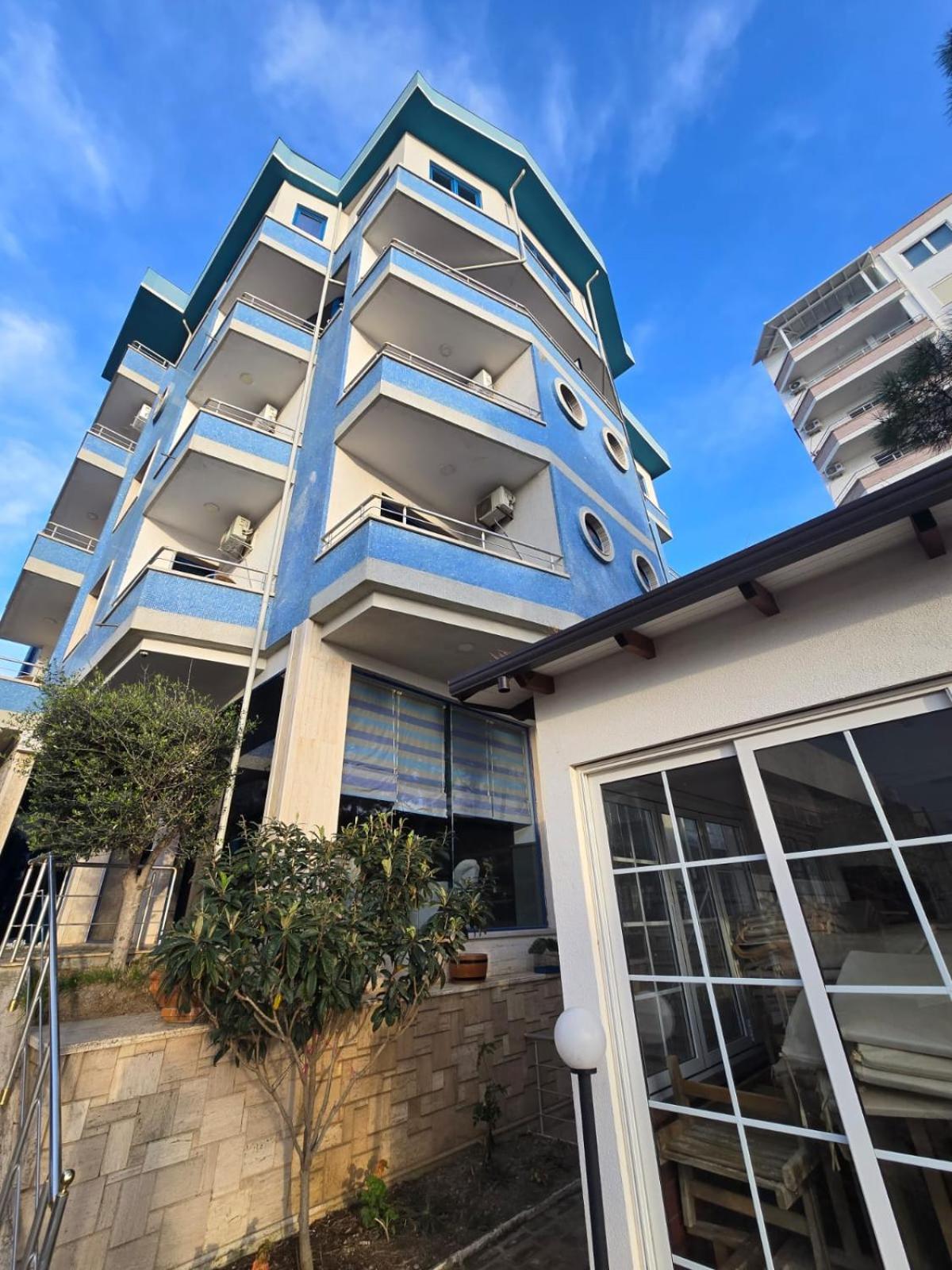 Blue Amr Hotel Shkallnur Luaran gambar