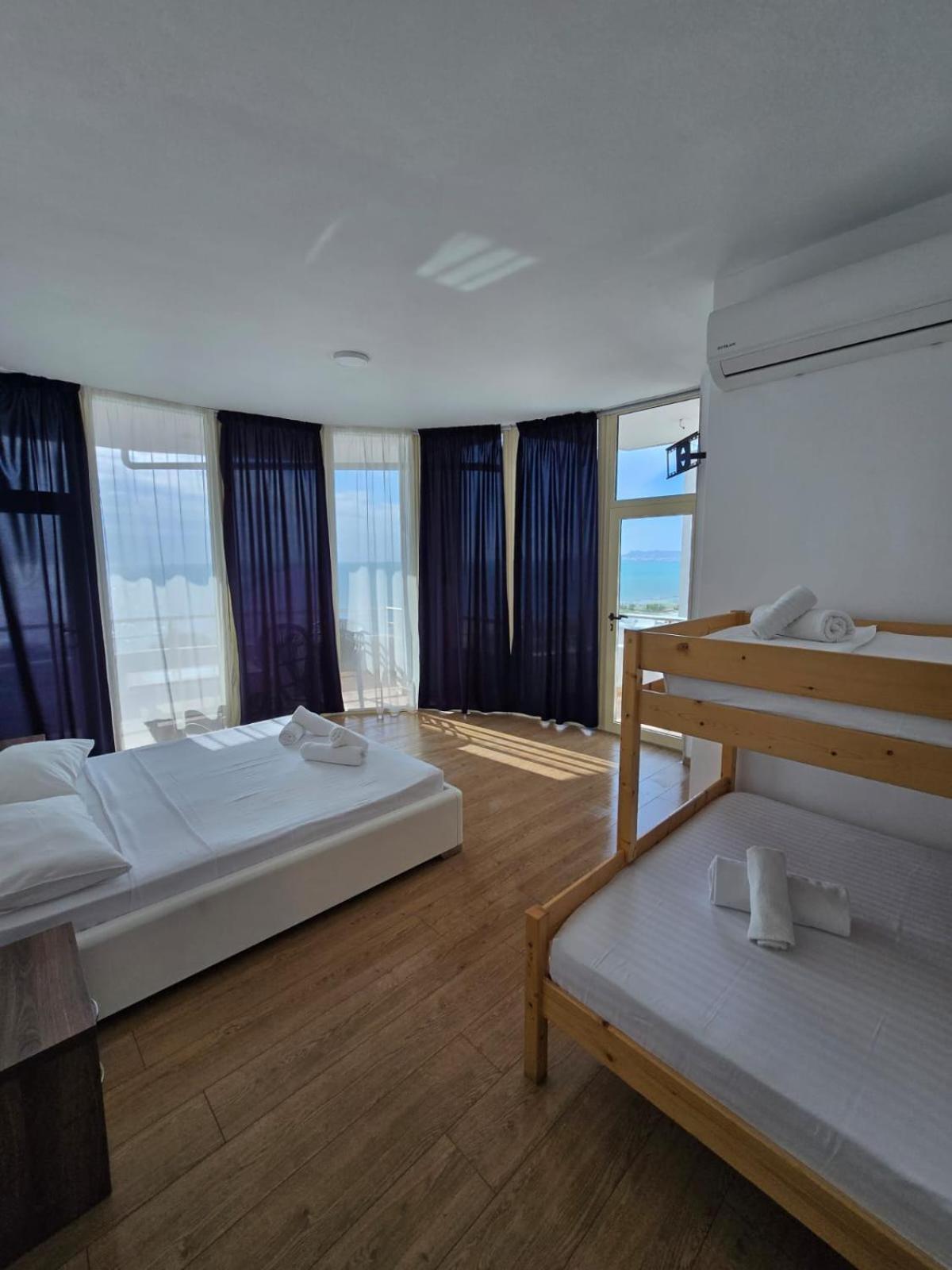 Blue Amr Hotel Shkallnur Luaran gambar